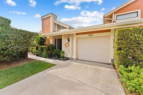 7665 Sierra Drive W Boca Raton FL 33433