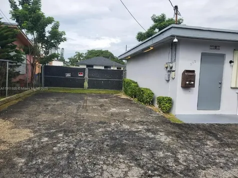 512 SW 6th Avenue Homestead FL 33030