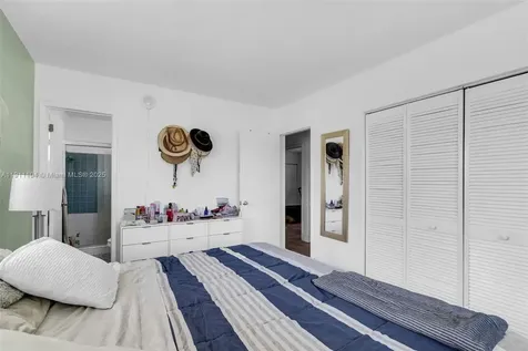 9630 SW 182nd Street Palmetto Bay FL 33157