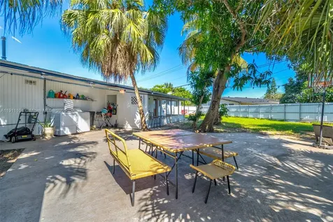 9630 SW 182nd Street Palmetto Bay FL 33157
