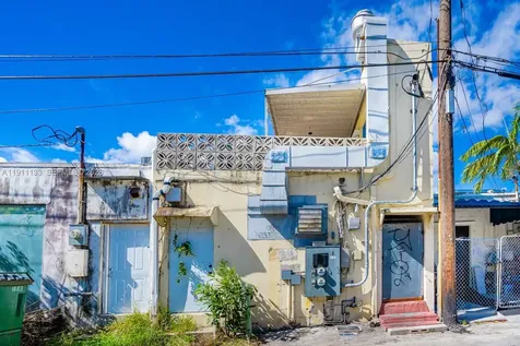 1083 SE 17th Street Fort Lauderdale FL 33316