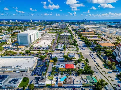 1083 SE 17th Street Fort Lauderdale FL 33316