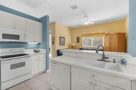 7921 E Exeter Boulevard E Tamarac FL 33321