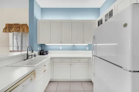 7921 E Exeter Boulevard E Tamarac FL 33321