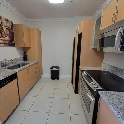 2775 NE 187th Street Aventura FL 33180