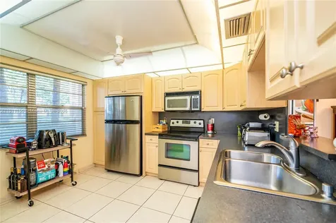 2101 Lucaya Bend Coconut Creek FL 33066