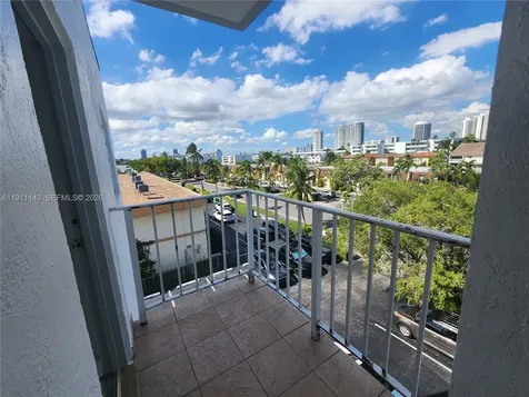 3944 NE 167th Street North Miami Beach FL 33160