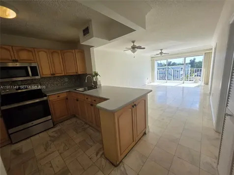 3944 NE 167th Street North Miami Beach FL 33160
