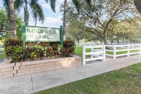 12152 SW 49th Court Cooper City FL 33330