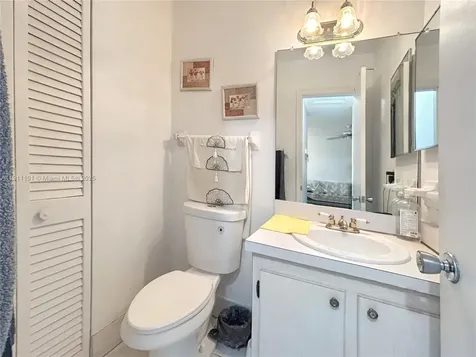 2112 NE 1st Way Boynton Beach FL 33435