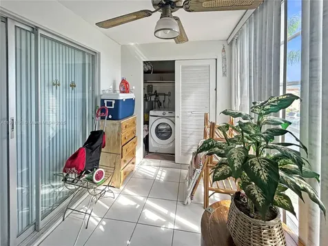 2112 NE 1st Way Boynton Beach FL 33435