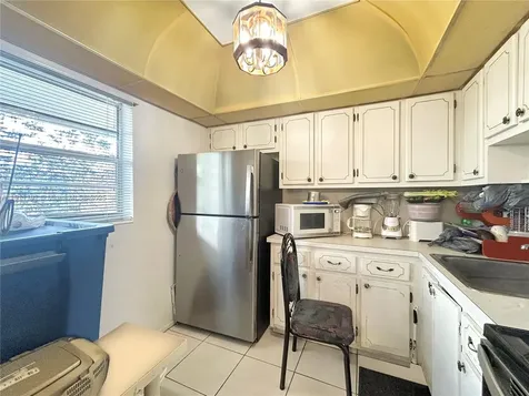 2112 NE 1st Way Boynton Beach FL 33435