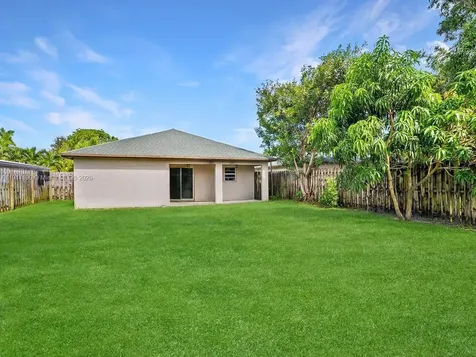 230 Ipswich Street Boca Raton FL 33487
