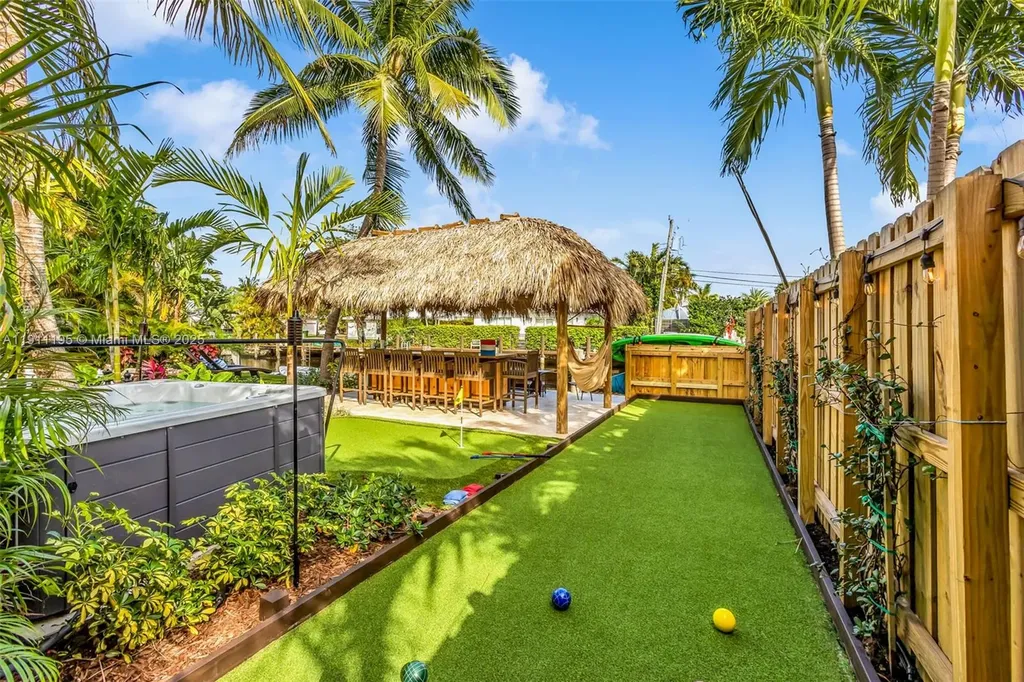 2004 NE 17th Way Fort Lauderdale FL 33305