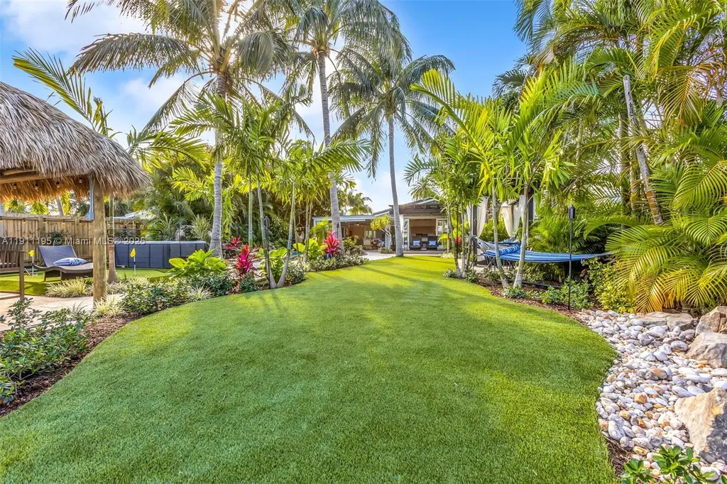 2004 NE 17th Way Fort Lauderdale FL 33305