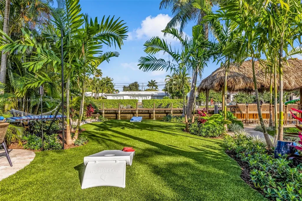 2004 NE 17th Way Fort Lauderdale FL 33305