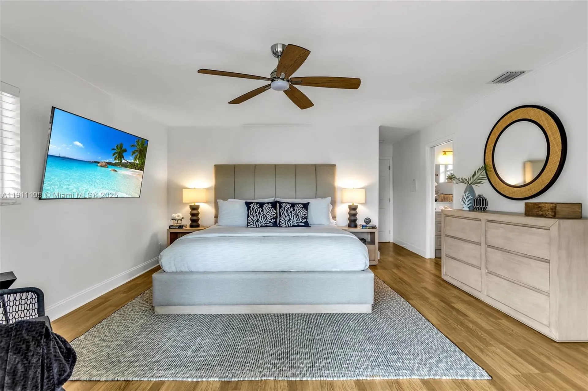 2004 NE 17th Way Fort Lauderdale FL 33305