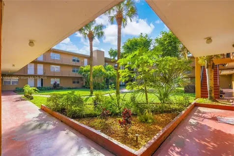 1330 W 54th Street Hialeah FL 33012