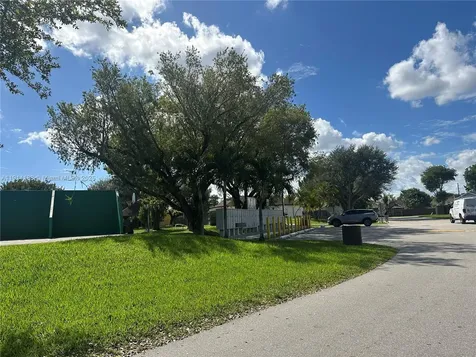 13328 SW 113th Court Miami FL 33176