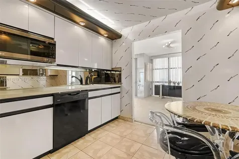 800 Parkview Drive Hallandale Beach FL 33009