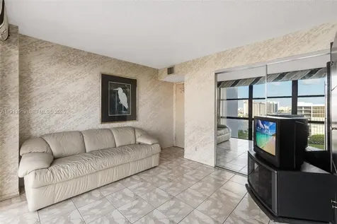 800 Parkview Drive Hallandale Beach FL 33009