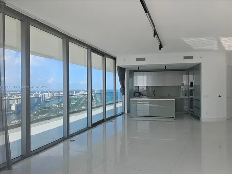 18975 Collins Avenue Sunny Isles Beach FL 33160