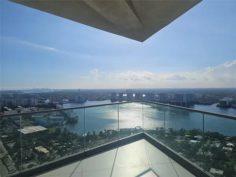 18975 Collins Avenue Sunny Isles Beach FL 33160