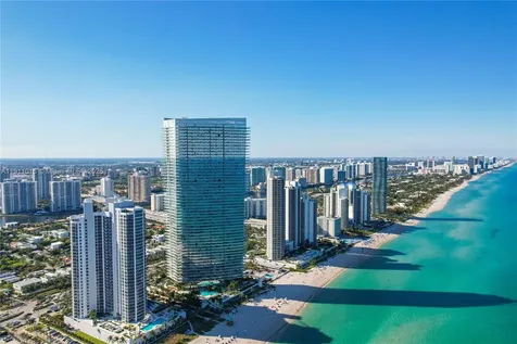 18975 Collins Avenue Sunny Isles Beach FL 33160