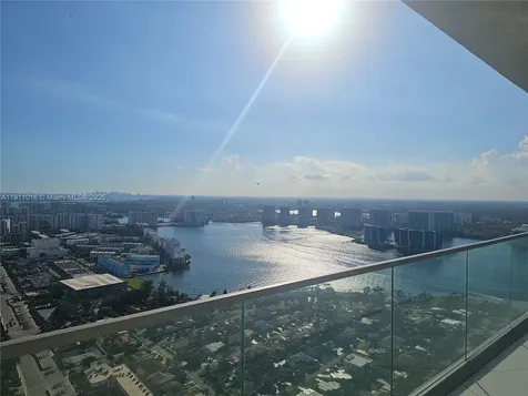 18975 Collins Avenue Sunny Isles Beach FL 33160