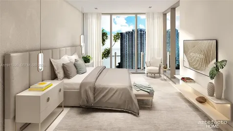 300 Biscayne Blvd Way Miami FL 33131