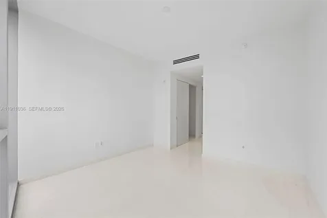 300 Biscayne Blvd Way Miami FL 33131