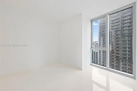300 Biscayne Blvd Way Miami FL 33131