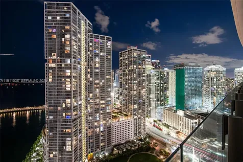 300 Biscayne Blvd Way Miami FL 33131