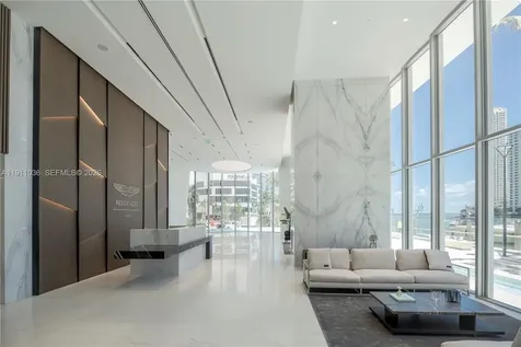 300 Biscayne Blvd Way Miami FL 33131