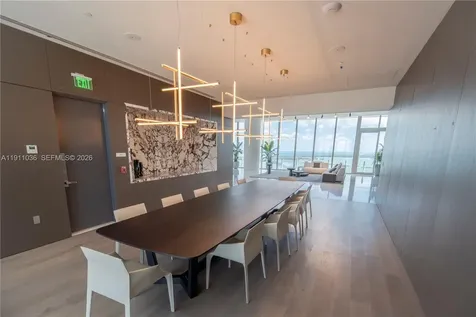 300 Biscayne Blvd Way Miami FL 33131