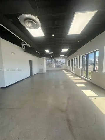 9 N Dixie Highway Hallandale Beach FL 33009