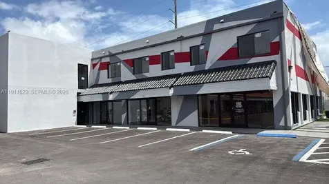 9 N Dixie Highway Hallandale Beach FL 33009