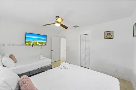 2827 Adams Street Hollywood FL 33020
