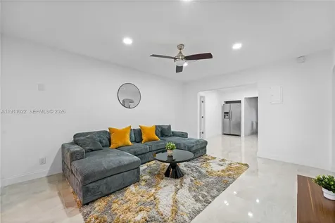 2827 Adams Street Hollywood FL 33020
