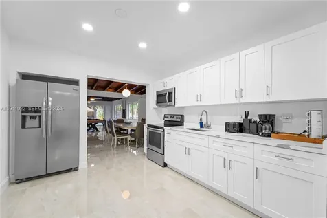 2827 Adams Street Hollywood FL 33020