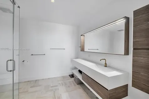 3470 E Coast Avenue Miami FL 33137