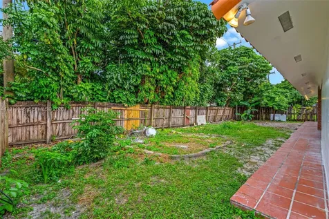 1519 SW 103rd Avenue Miami FL 33174