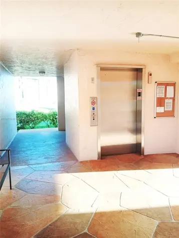 10442 Sunrise Lakes Boulevard Sunrise FL 33322