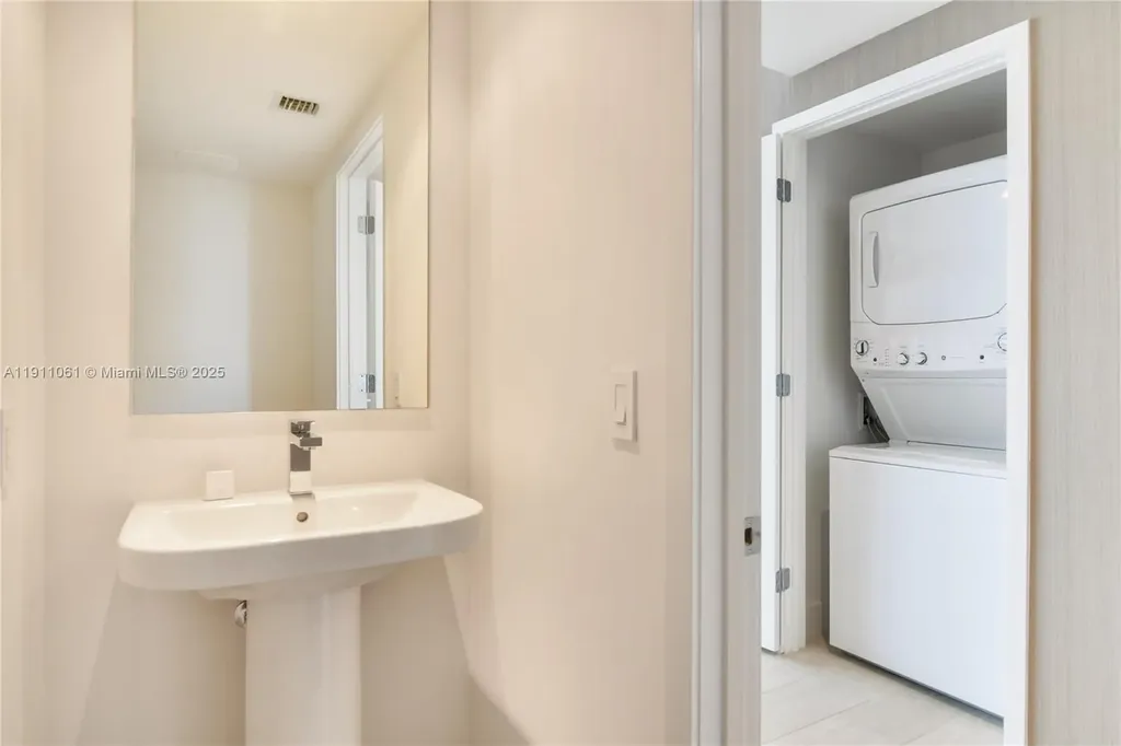 4010 S Ocean Drive Hollywood FL 33019