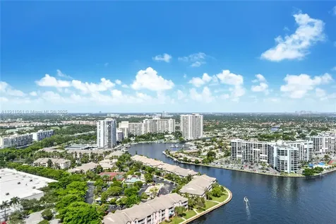 4010 S Ocean Drive Hollywood FL 33019