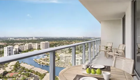 4010 S Ocean Drive Hollywood FL 33019
