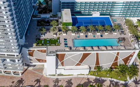 4010 S Ocean Drive Hollywood FL 33019