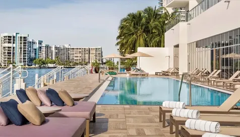 4010 S Ocean Drive Hollywood FL 33019