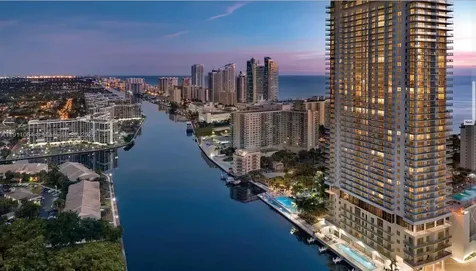4010 S Ocean Drive Hollywood FL 33019