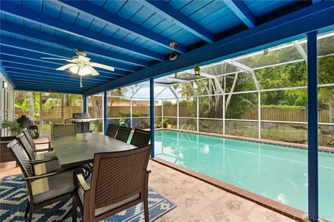 17600 SW 91st Avenue Palmetto Bay FL 33157